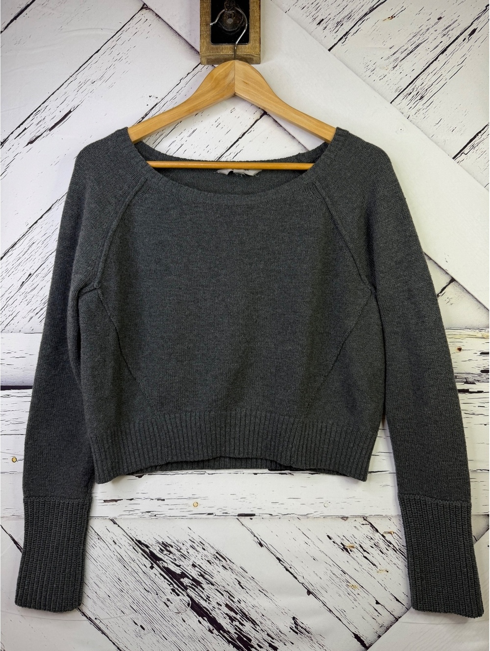 Athleta Cropped Knit Pullover Sweater Gray Fall Fitness Athleisurewear Women XS